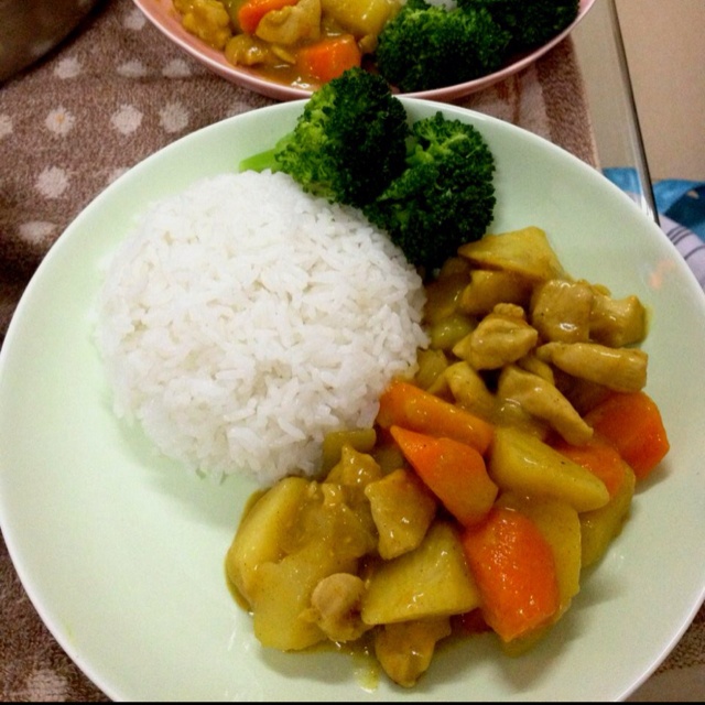 零失败日式咖喱鸡肉饭！！最正宗日本家庭做法！简单又好吃！
