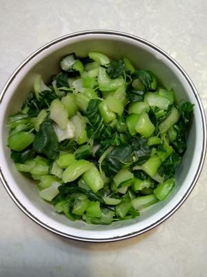 佐粥小菜 香菇油菜土豆丁的做法 步骤2