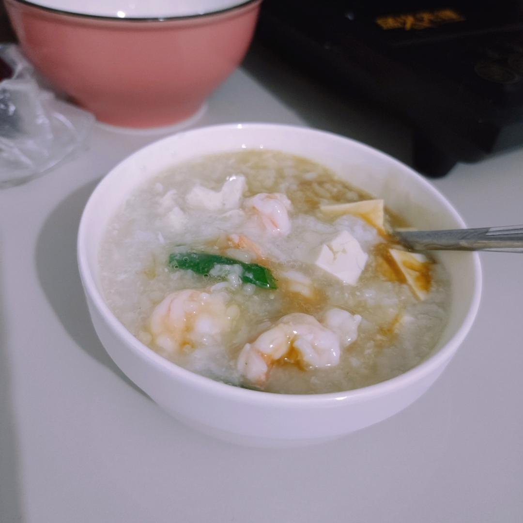 鲜虾砂锅粥