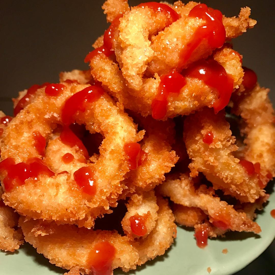 小蒜泥做的酥炸鱿鱼圈——好吃到停不了口