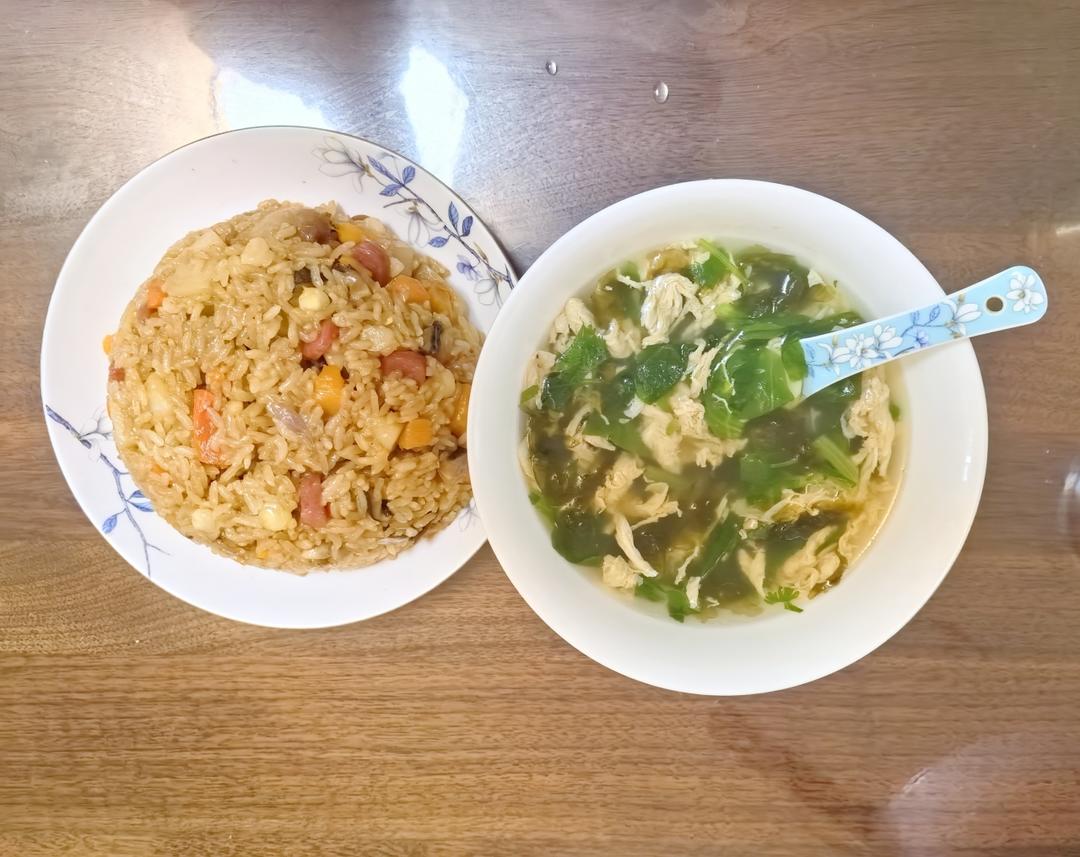 保姆级的「腊味煲仔饭2.0」加强版来了，地道老广味～