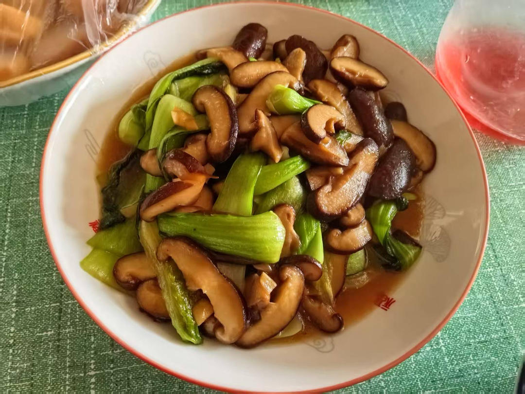 香菇油菜（简单快手）