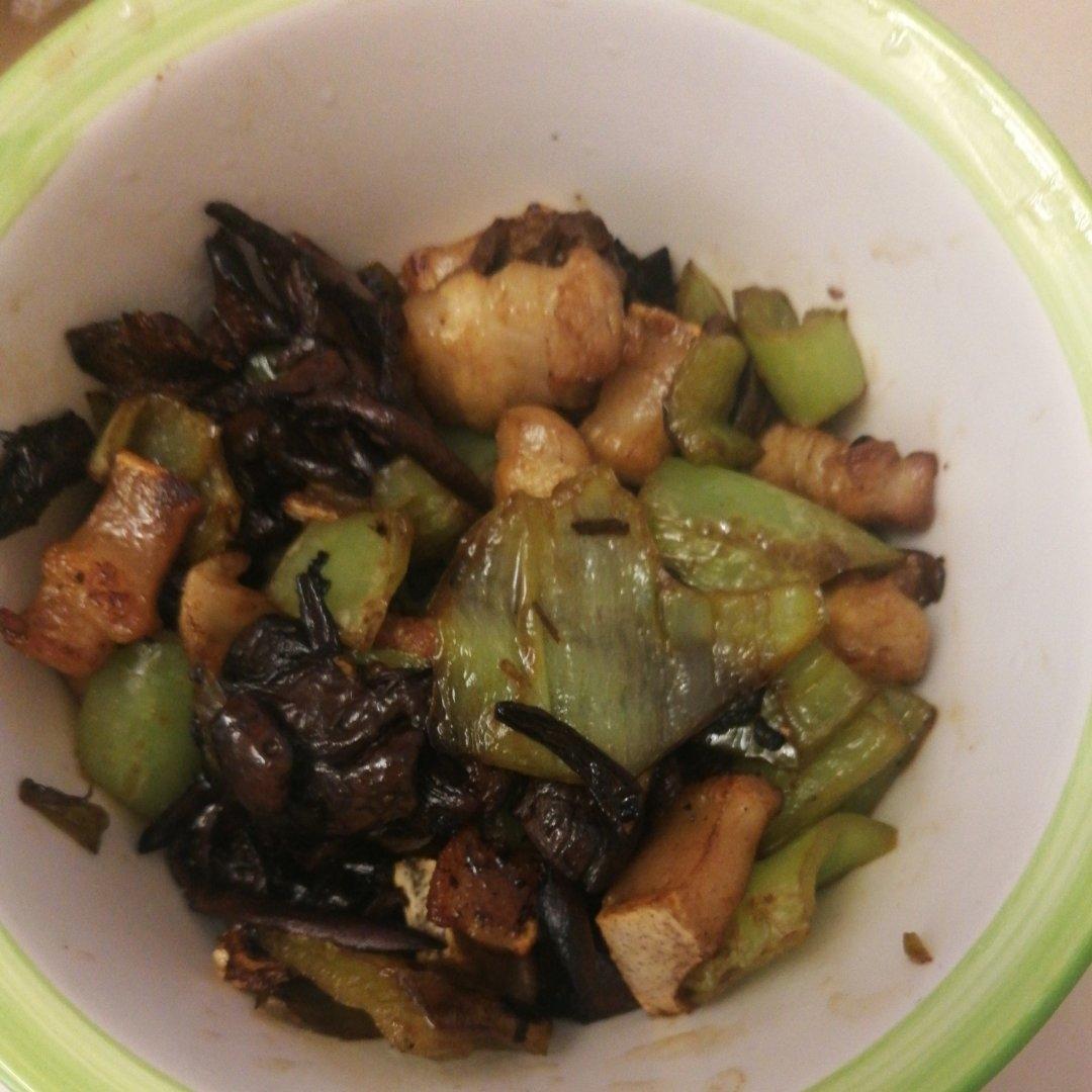 香菇炒肉｜贼香