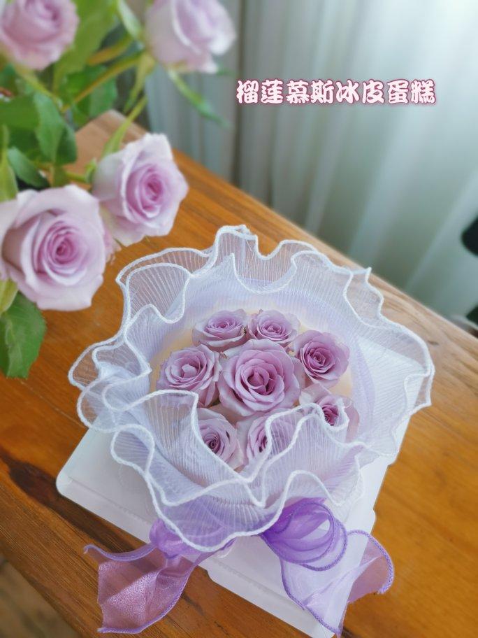 磕蛋糕的日子里……