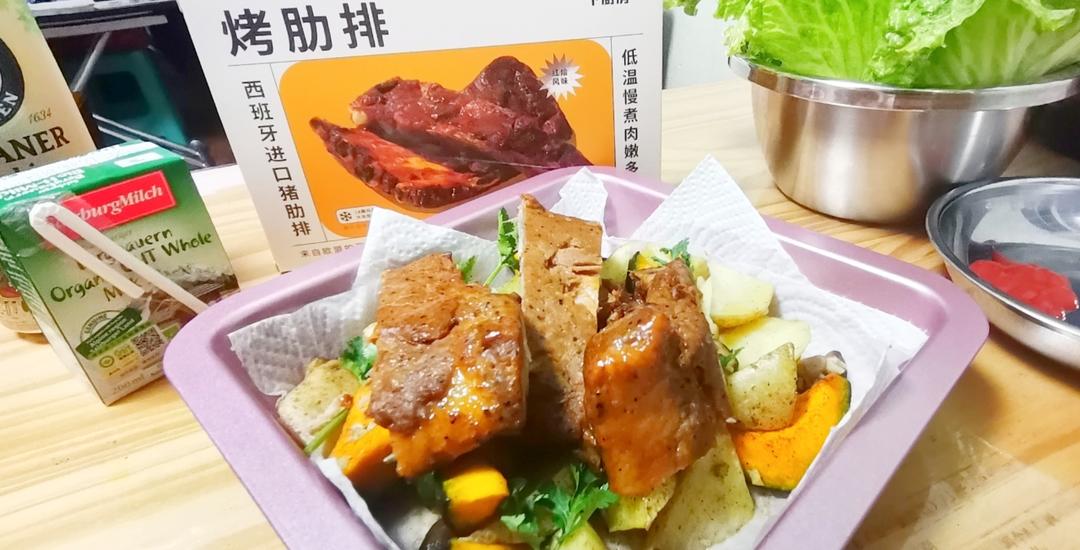 欢聚烤肋排拼盘