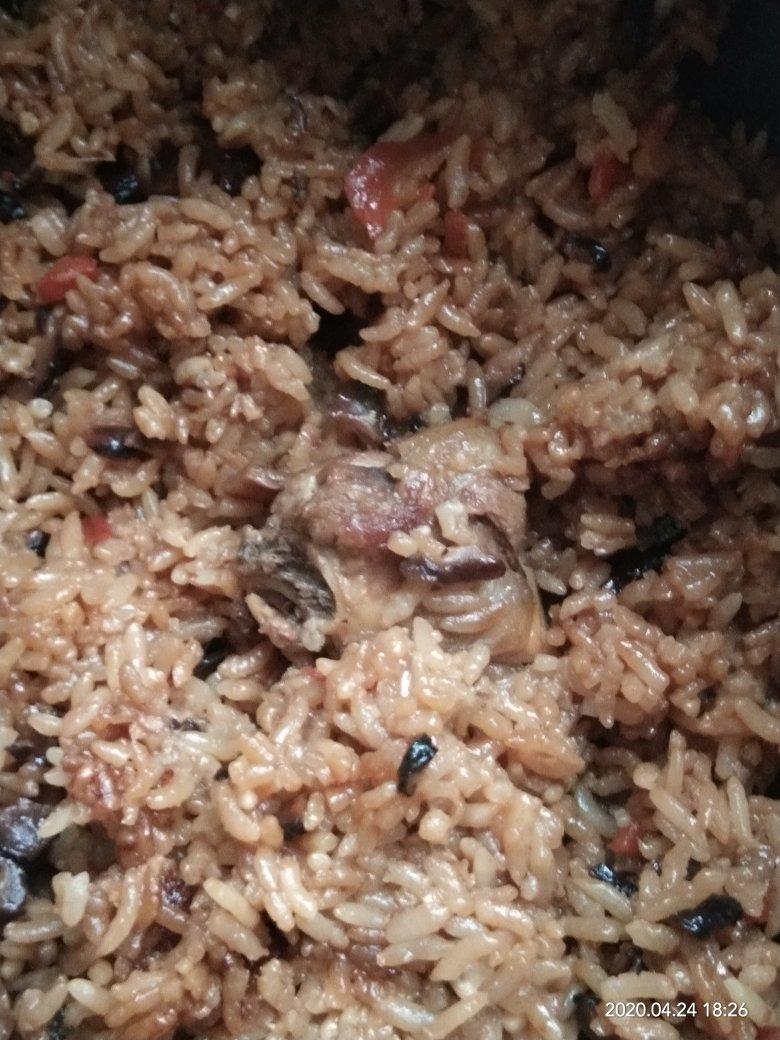 喷香排骨焖饭（爆好吃）