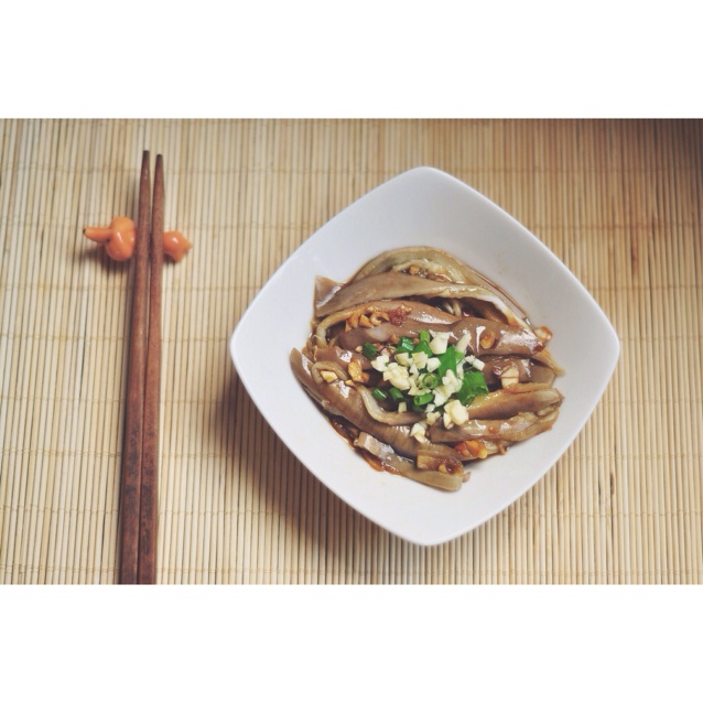 蒜泥手撕茄子