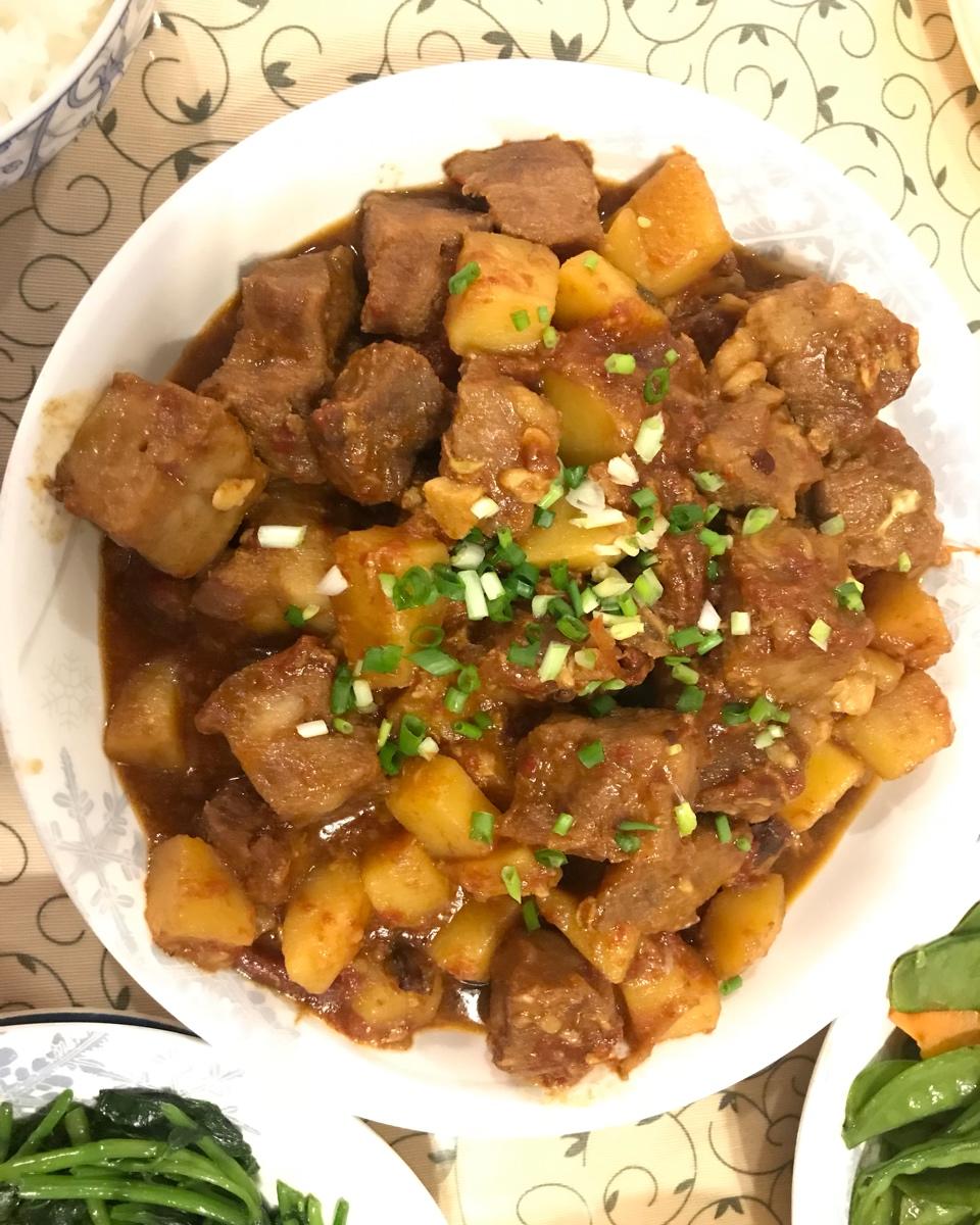 红烧牛肉土豆 （独家秘制）