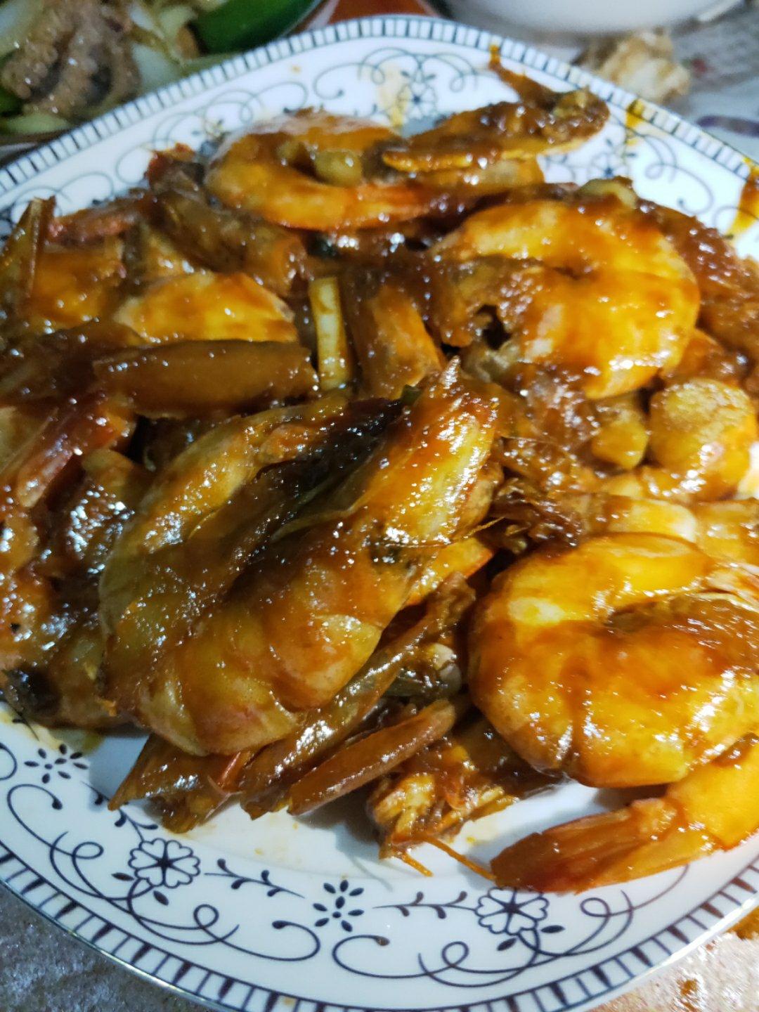 香到舔盘的油焖大虾（详解如何清理好一只虾）