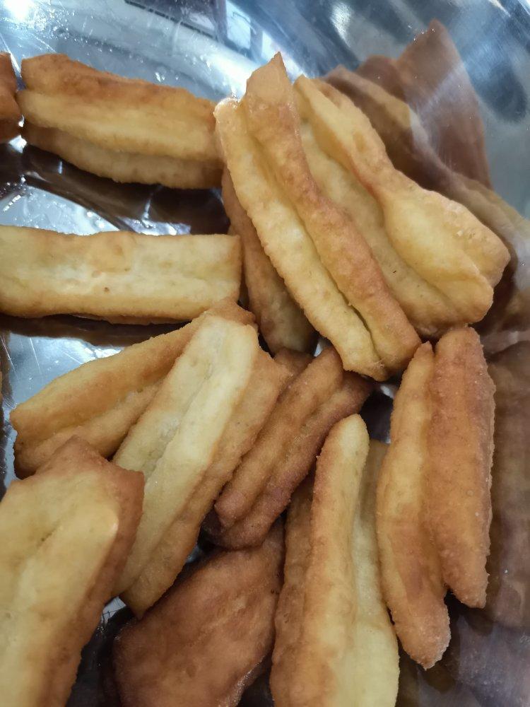 快手早餐～自制油条（酵母版，不含泡打粉、膨松剂）