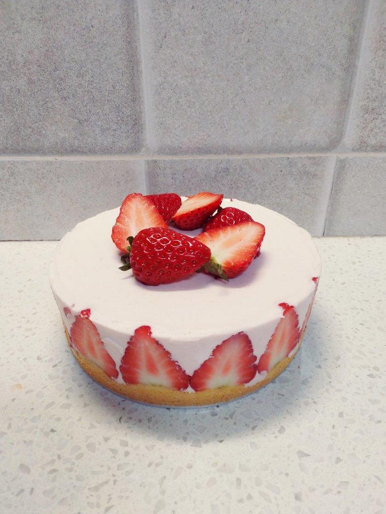 【视频】草莓慕斯蛋糕～抓住草莓季的尾巴