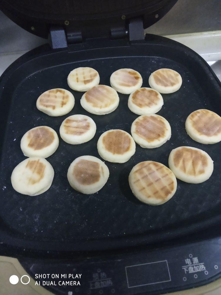 松软养胃的山药饼      （高营养低热量）