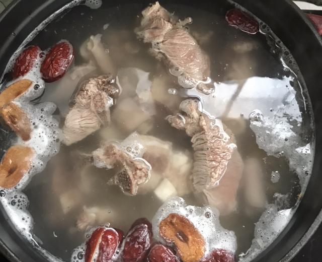 增强免疫力-粉葛驴肉汤的做法