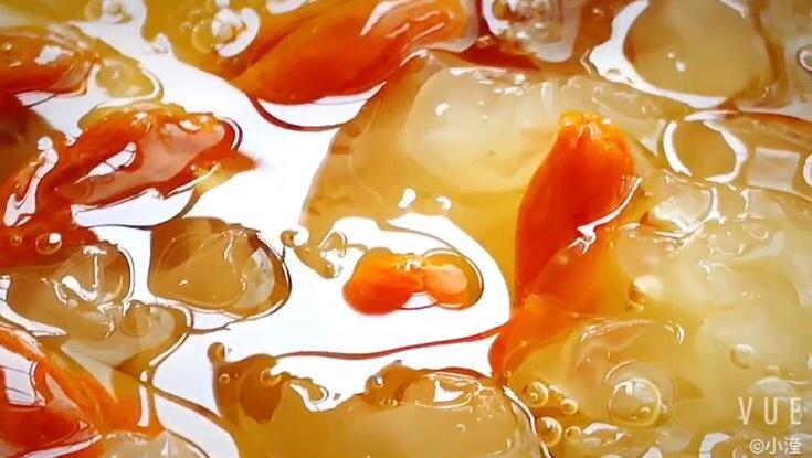 冰糖枸杞银耳羹