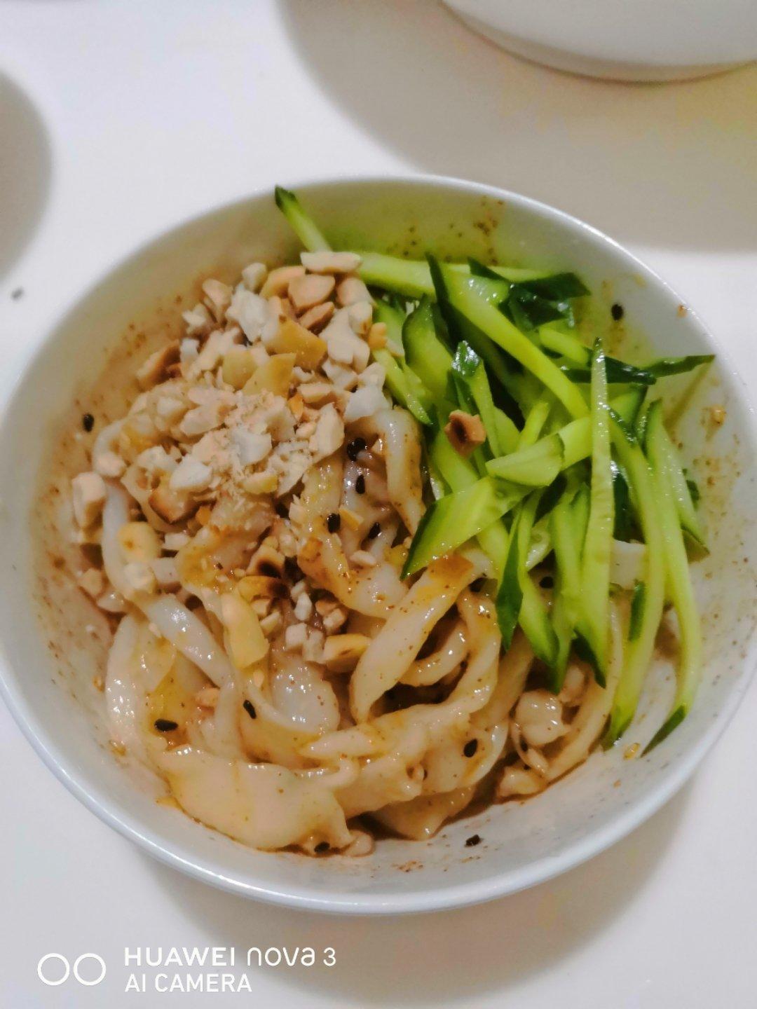 酸辣凉拌面