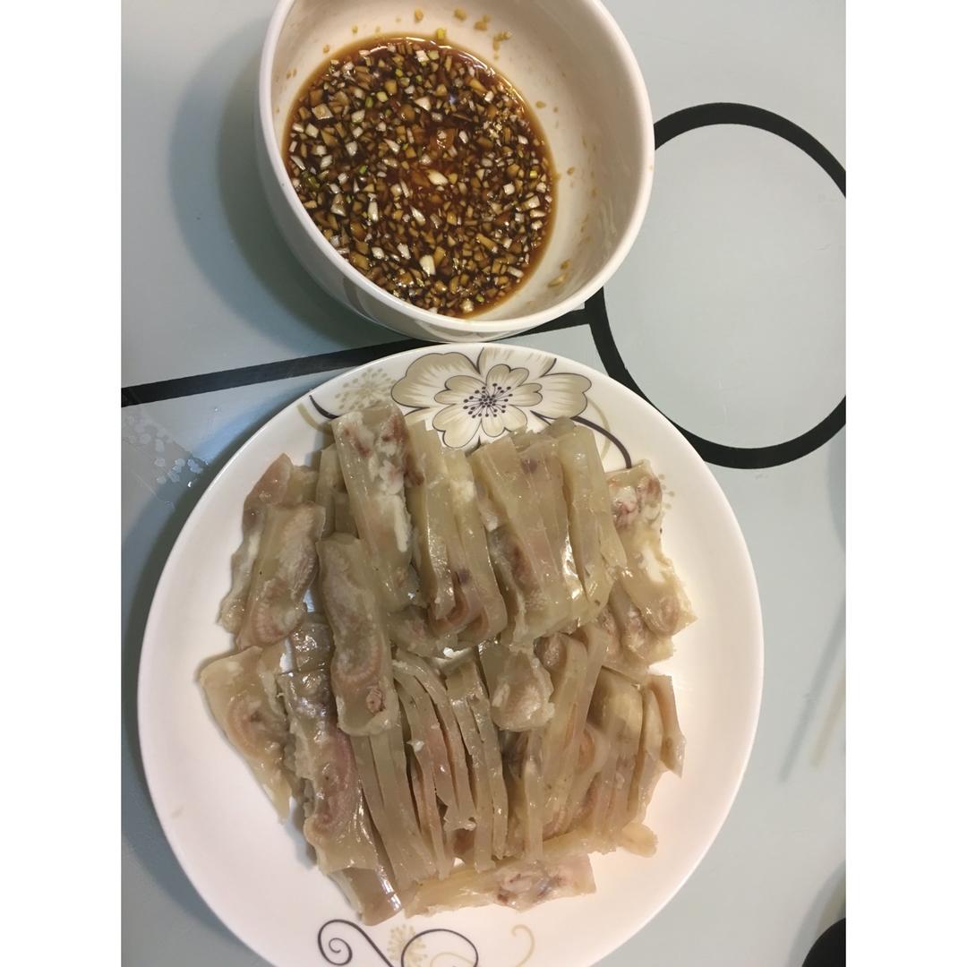 堂妈教你做年夜饭必吃———猪蹄冻