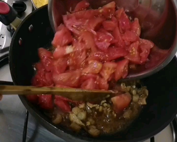 家人都爱吃的西红柿打卤面的做法 步骤4