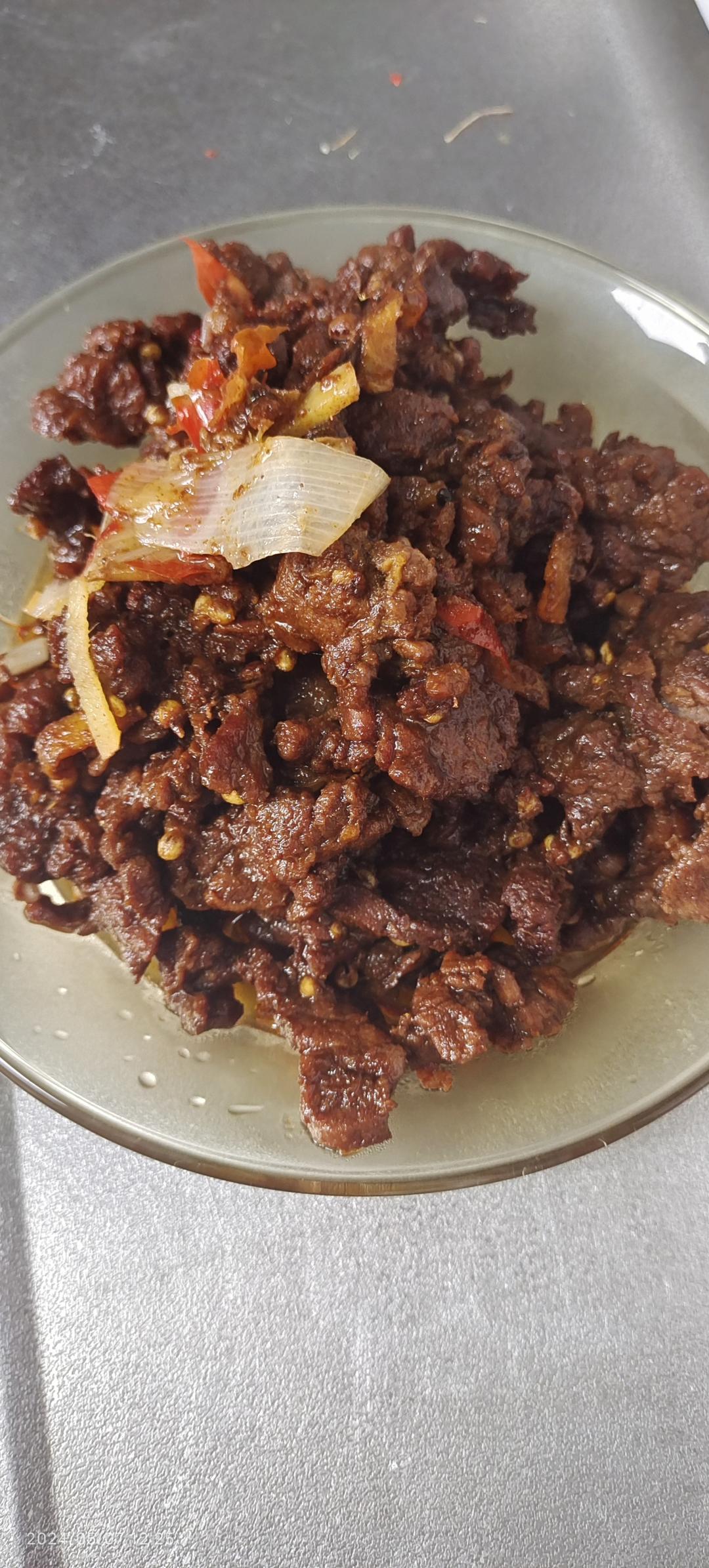 冷吃牛肉，猪后腿肉(地道中国菜夏日甘甜)，鸭翅，鸡翅尖（美善品小美食谱）