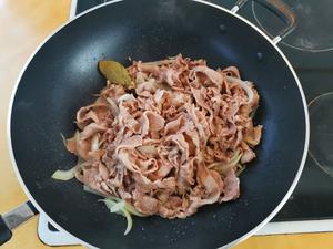 改良版吉野家牛肉饭（牛丼）Japanese Beef Don/Gyudon的做法 步骤6