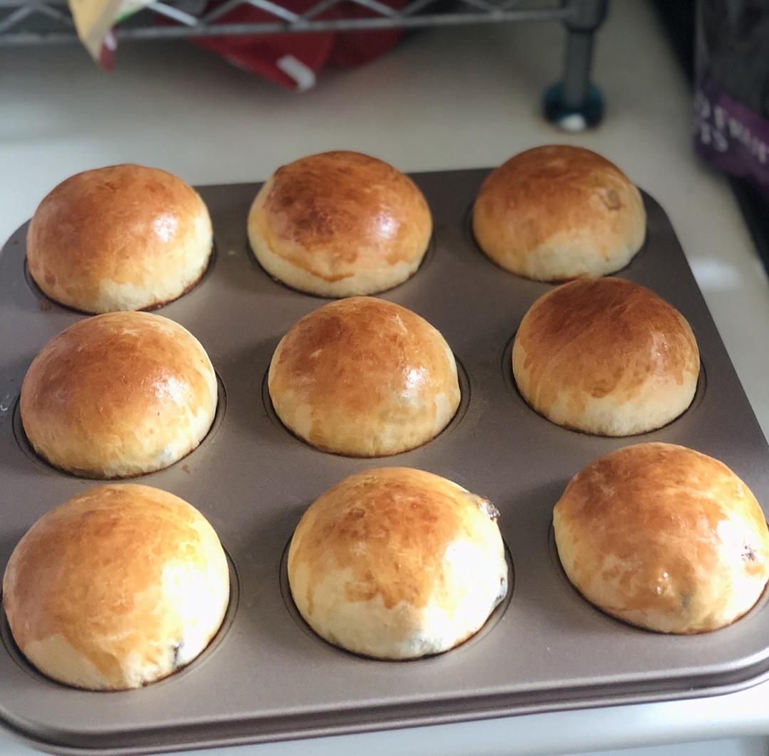 超级香软的提子小面包