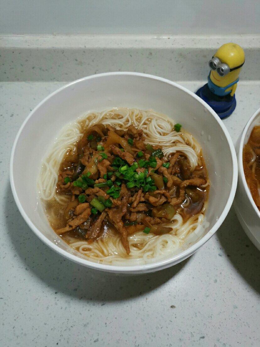 榨菜肉丝面