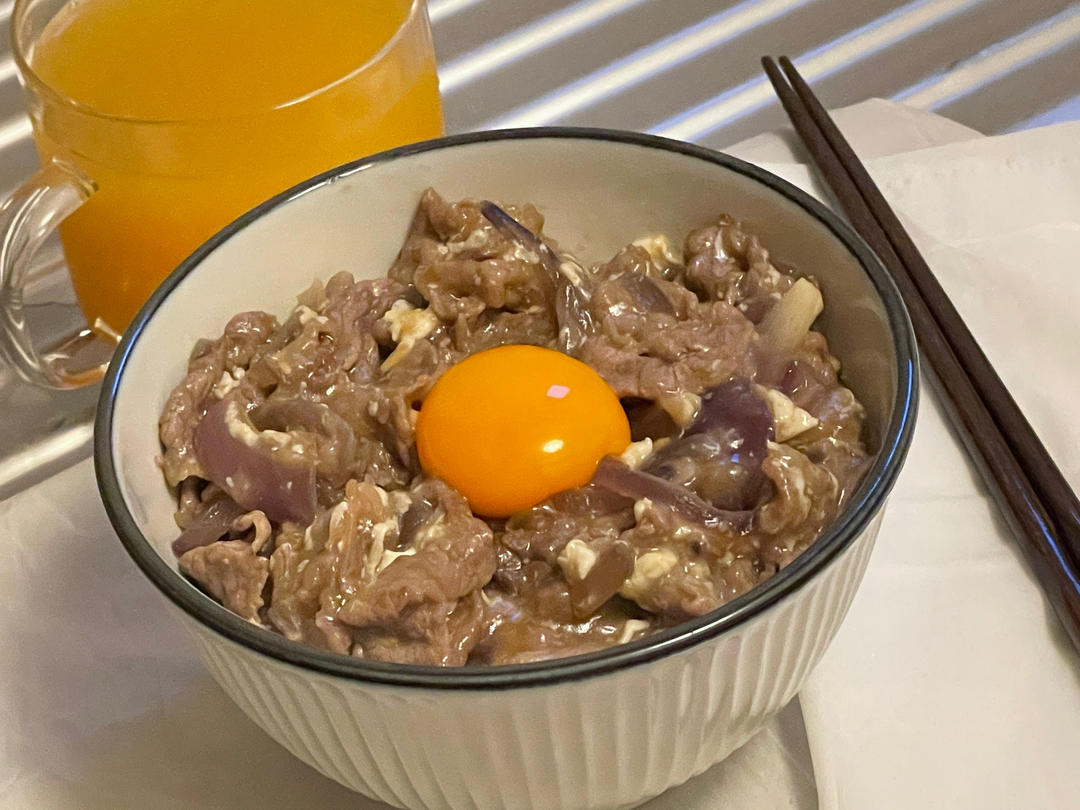 🔥流口水的牛肉盖饭，吃得一粒也不剩‼️