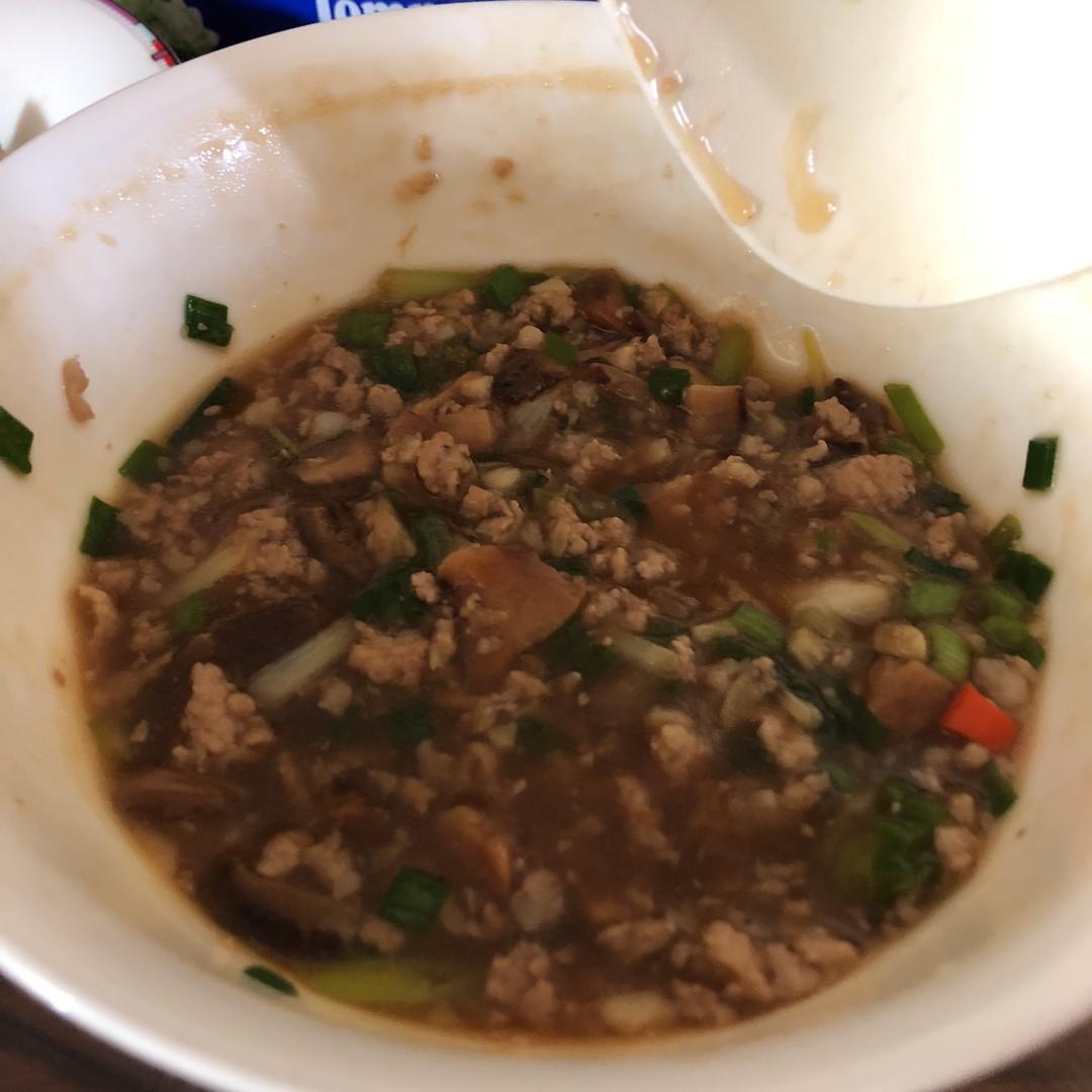 自制灵魂酱汁肠粉