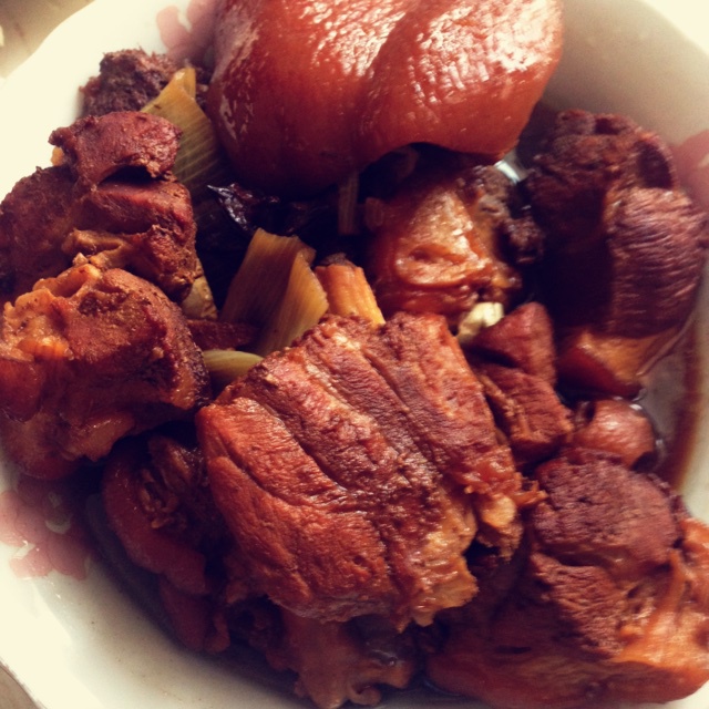 红烧肘子肉