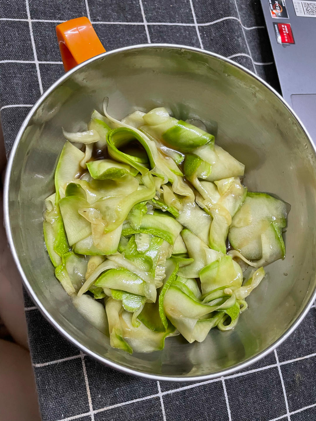 爽脆爽口的凉拌西葫芦