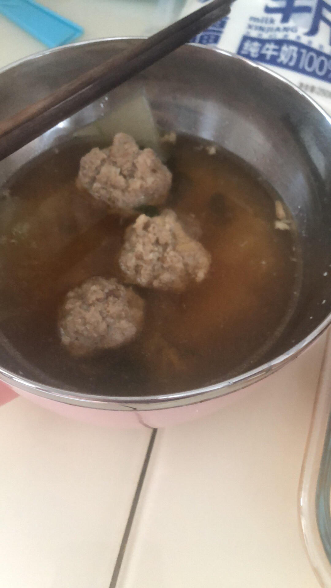 巨鲜美的冬瓜丸子汤