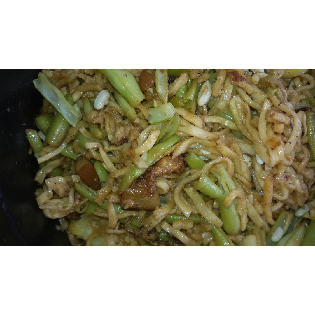 豆角焖面