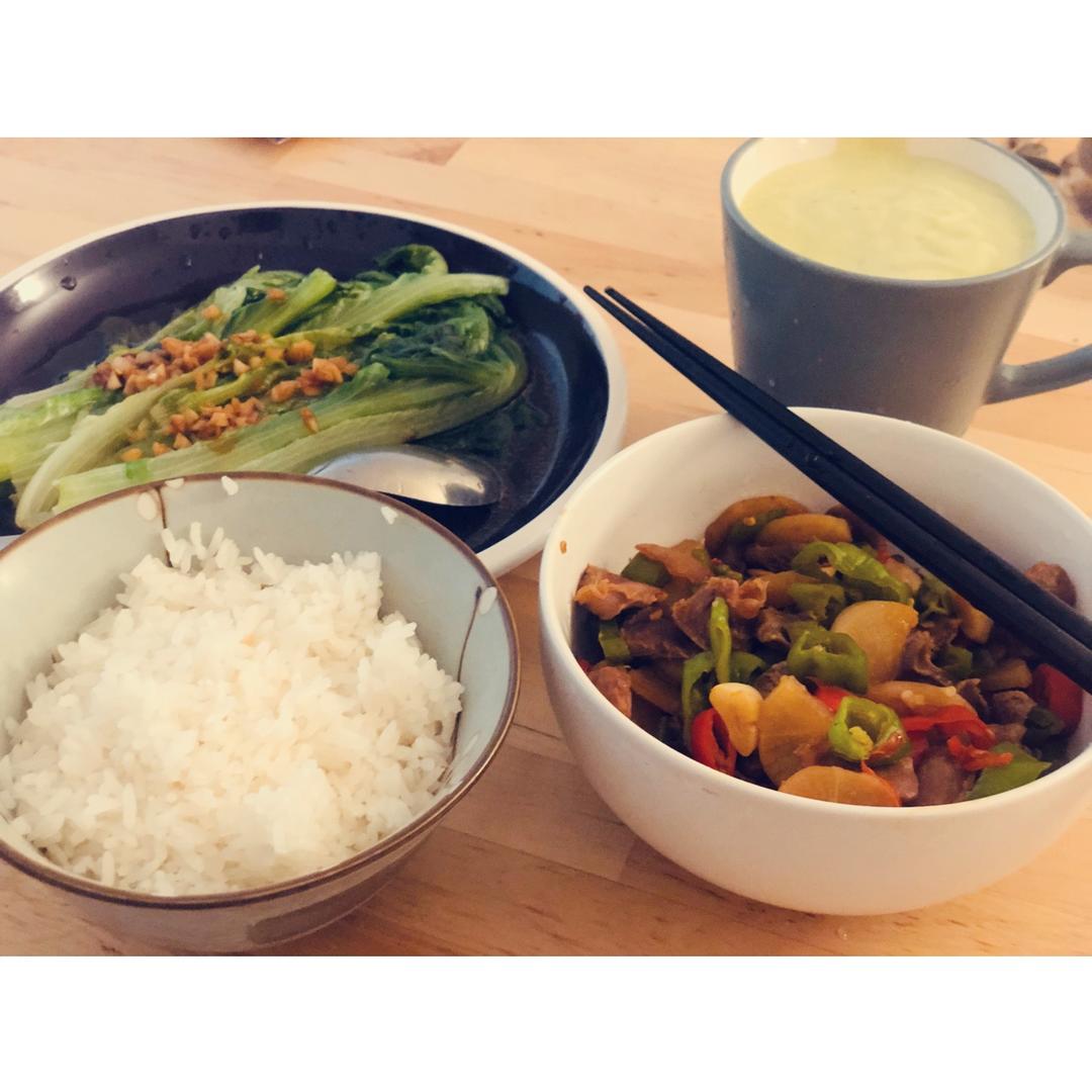 爆炒鸡胗