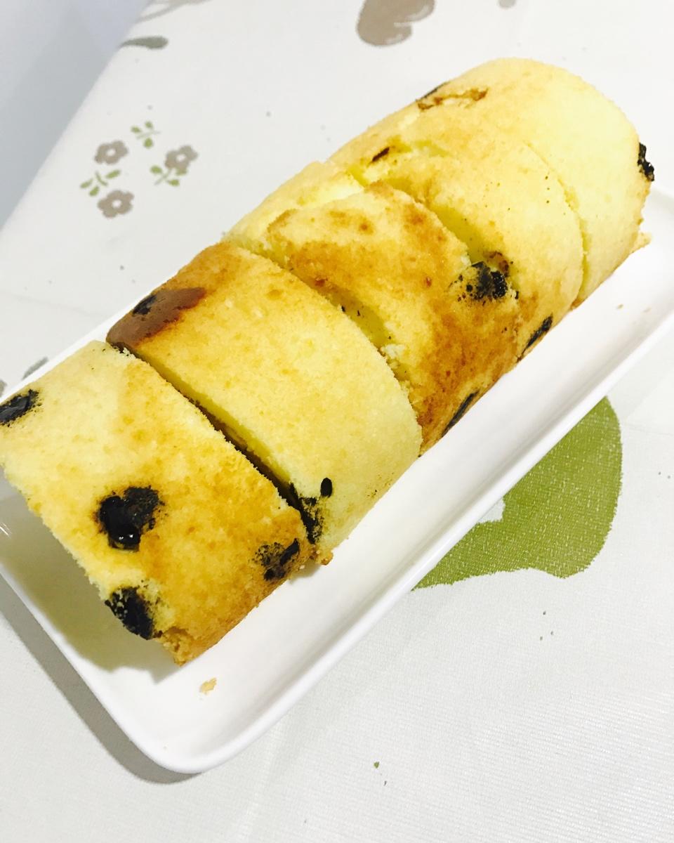 葡萄干蛋糕卷