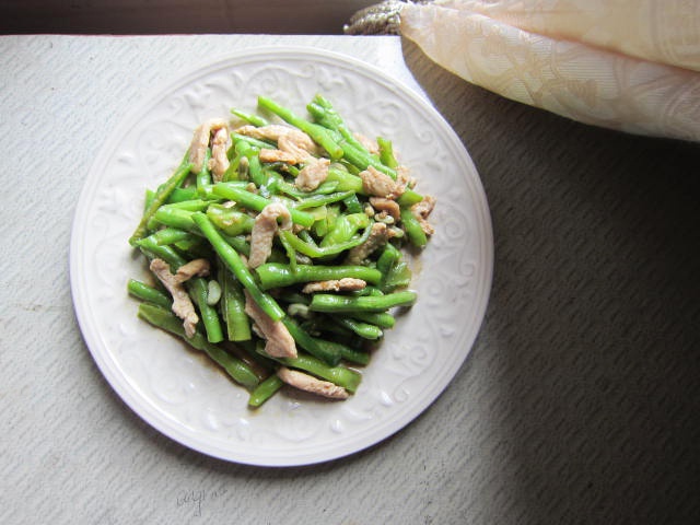 豆角炒肉