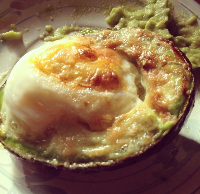 牛油果酱抹面包