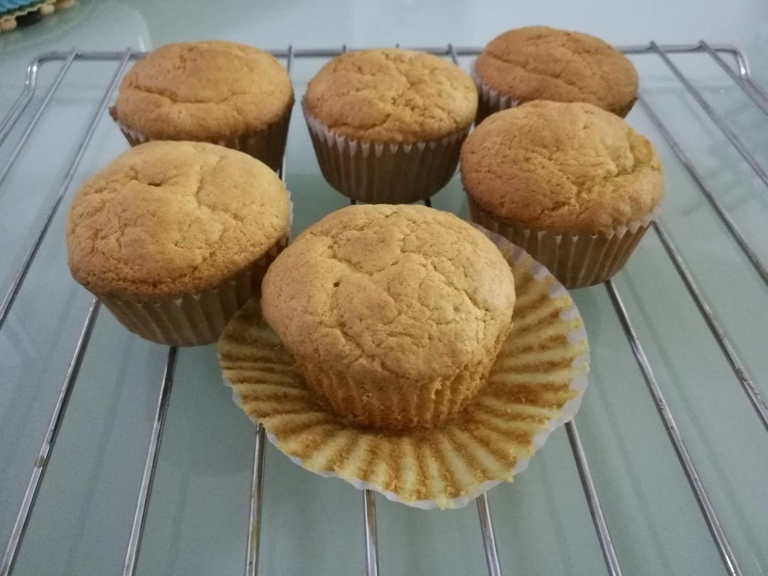 肉松拔丝小蛋糕