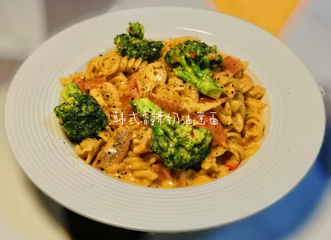 奶香浓郁🍝韩式奶油辣肥牛意面｜这一盘足够！