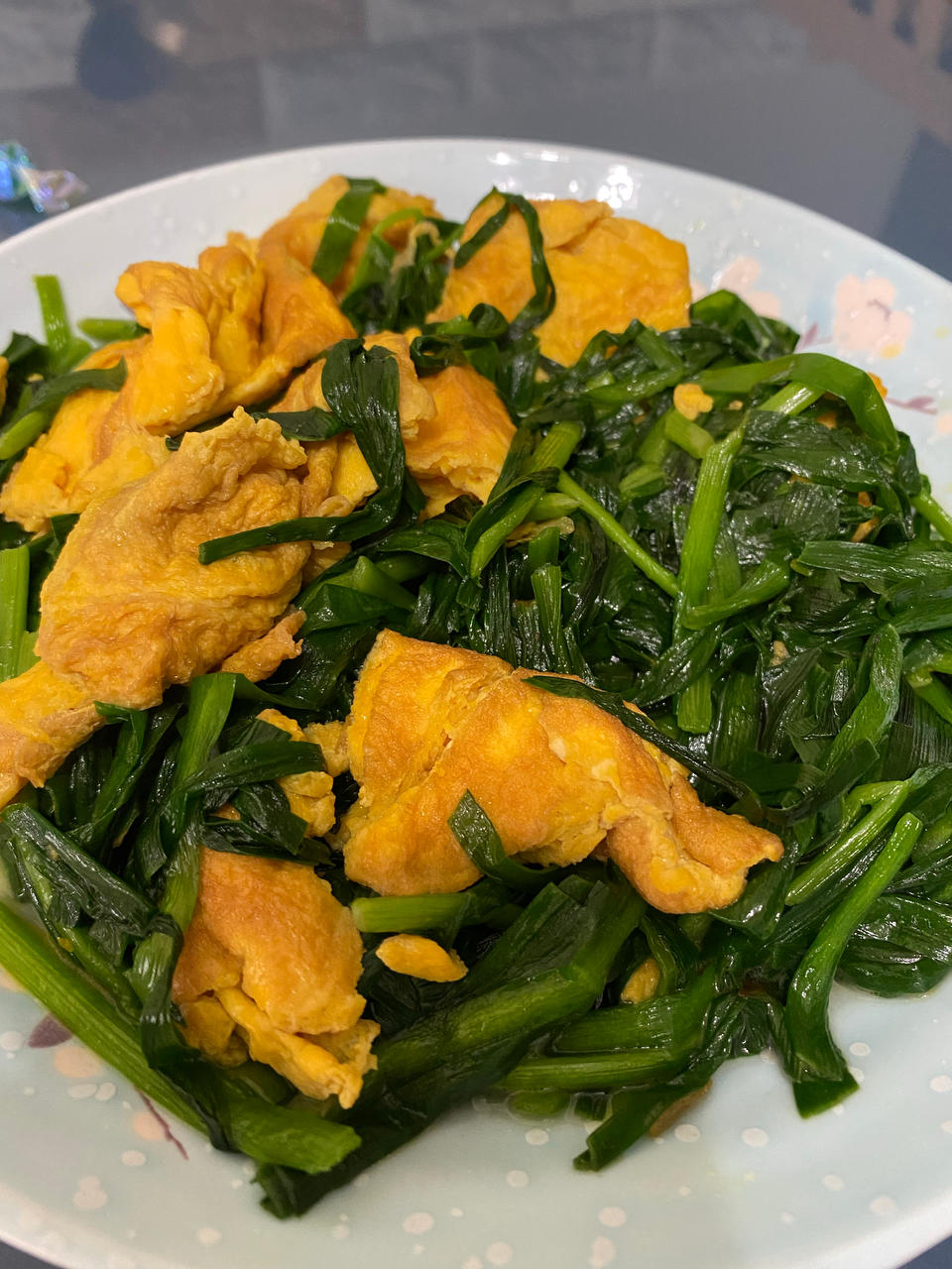 韭菜炒鸡蛋——三分钟快手下饭菜 掌握火候的秘诀