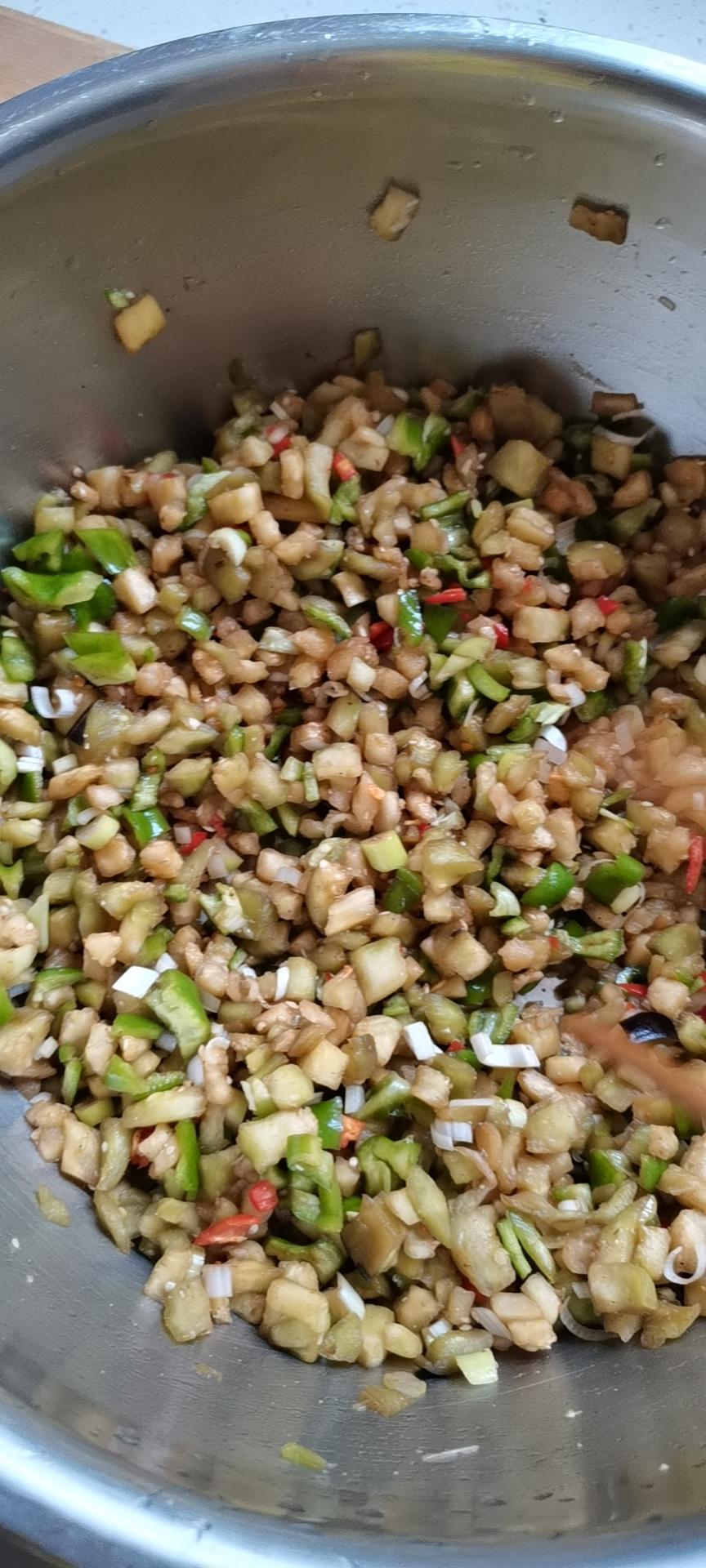 酱肉包子