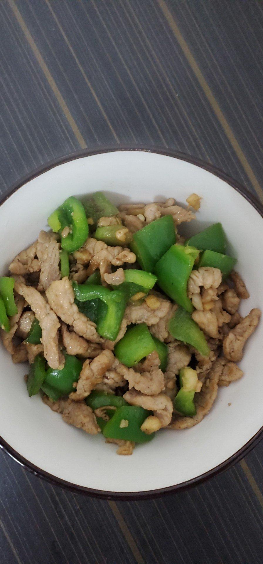 巨下饭的青椒炒肉丝