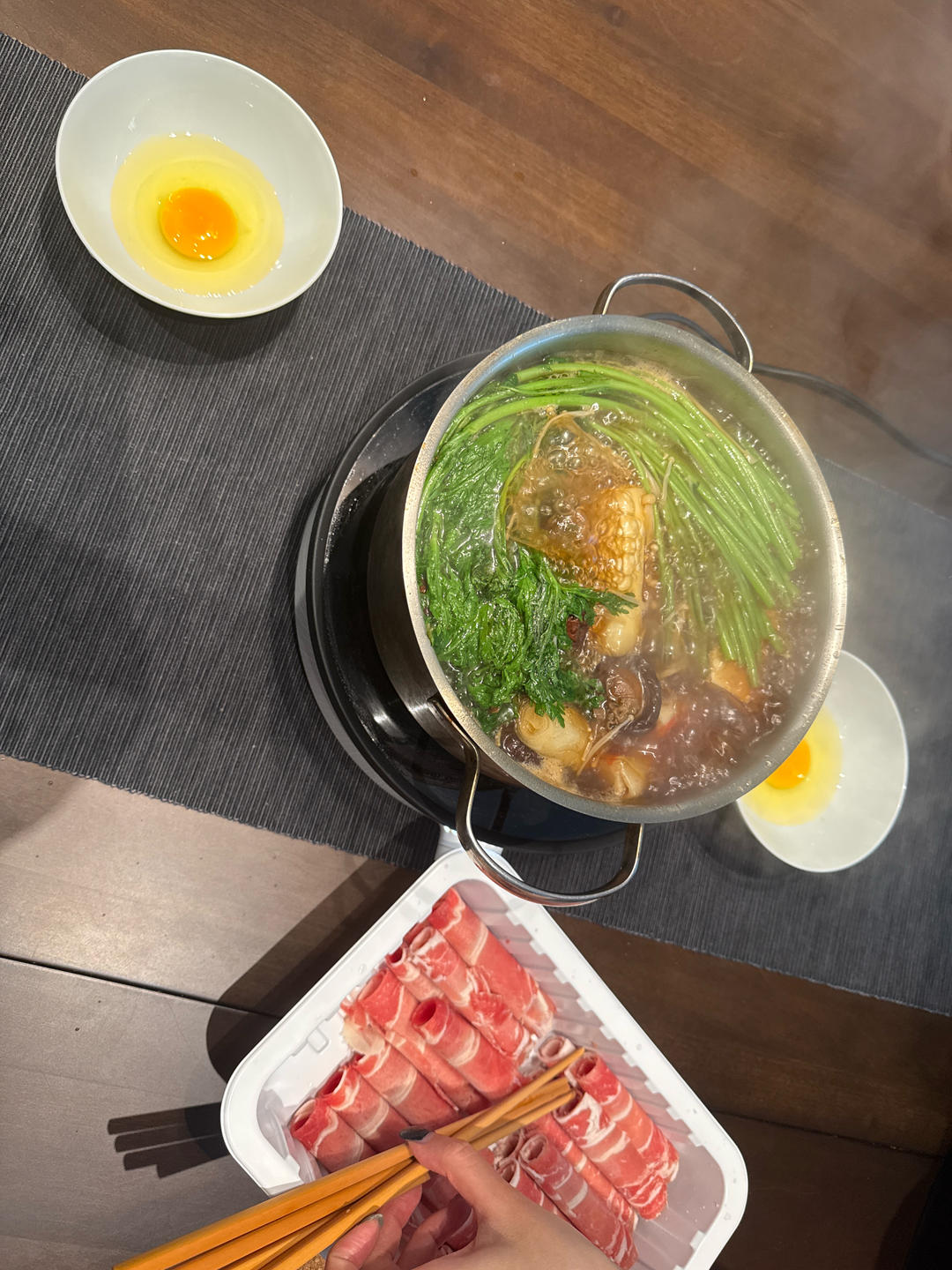 冬天很适合吃的：寿喜烧(没有味淋也能做)