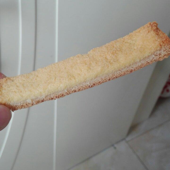 香酥可口的——黄油椰蓉吐司条
