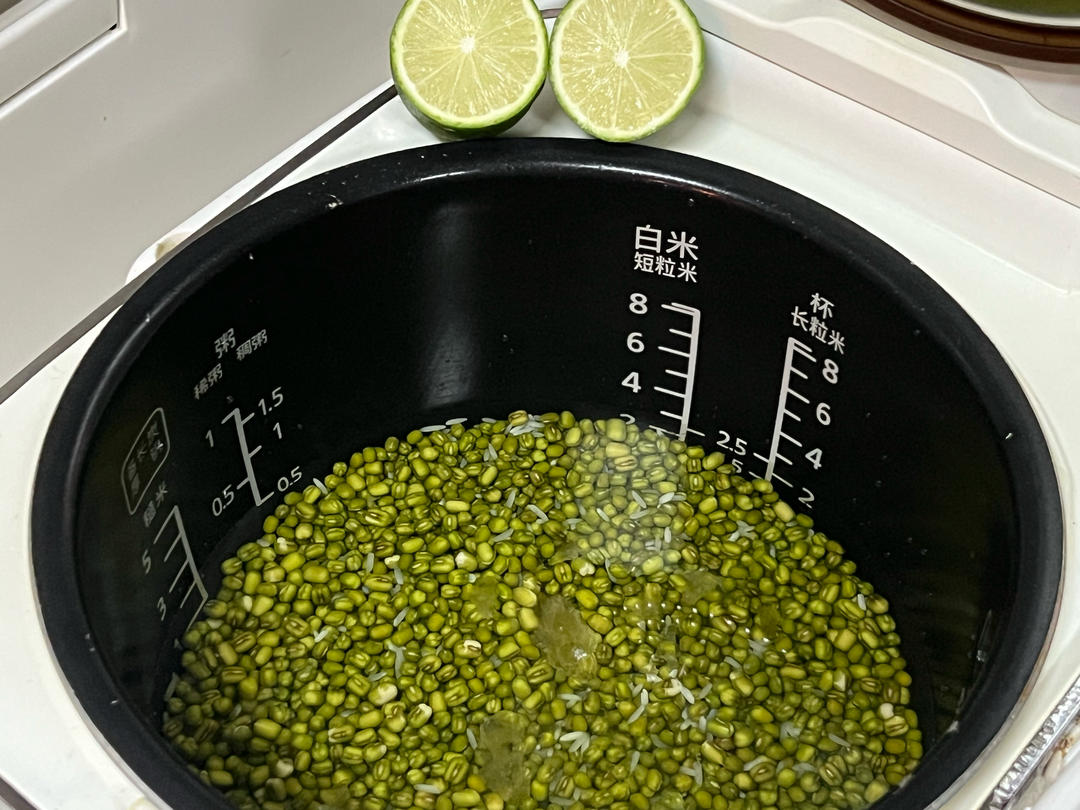 牛乳绿豆沙
