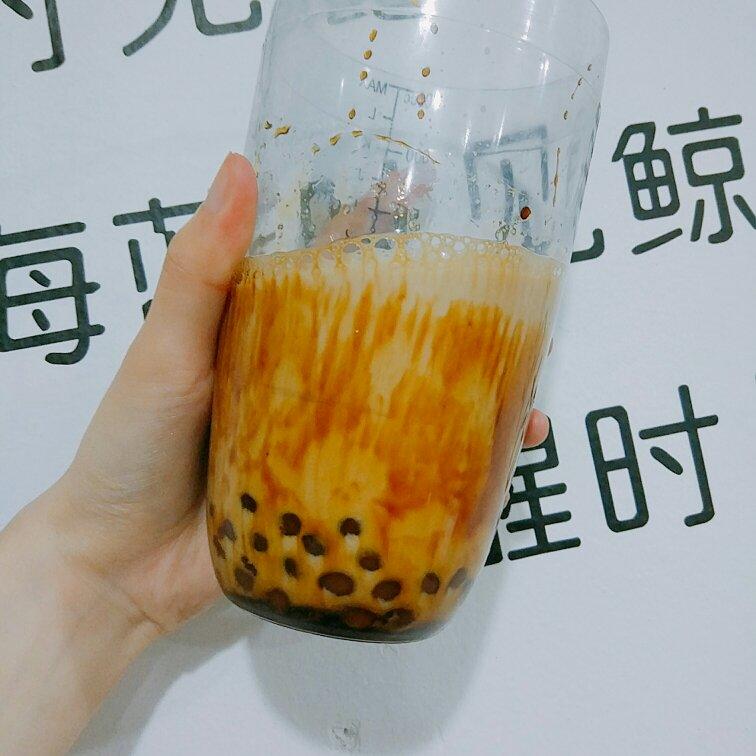 黑糖珍珠鲜奶-在家喝鹿角巷