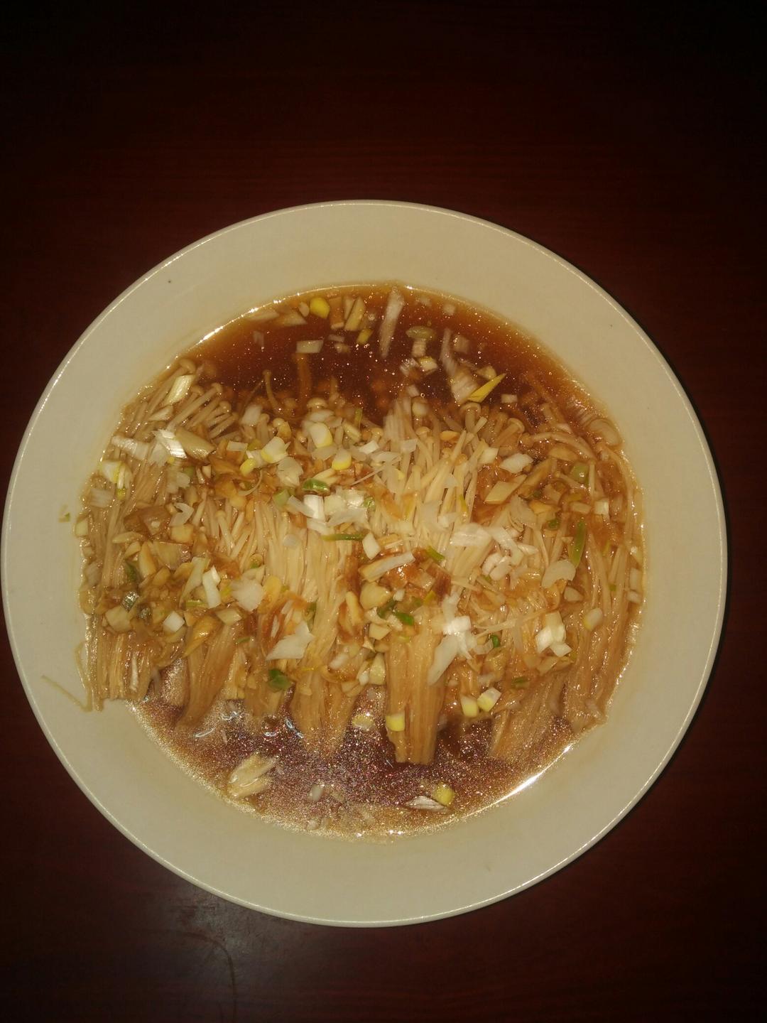 【清蒸金针菇--微波炉快手菜】