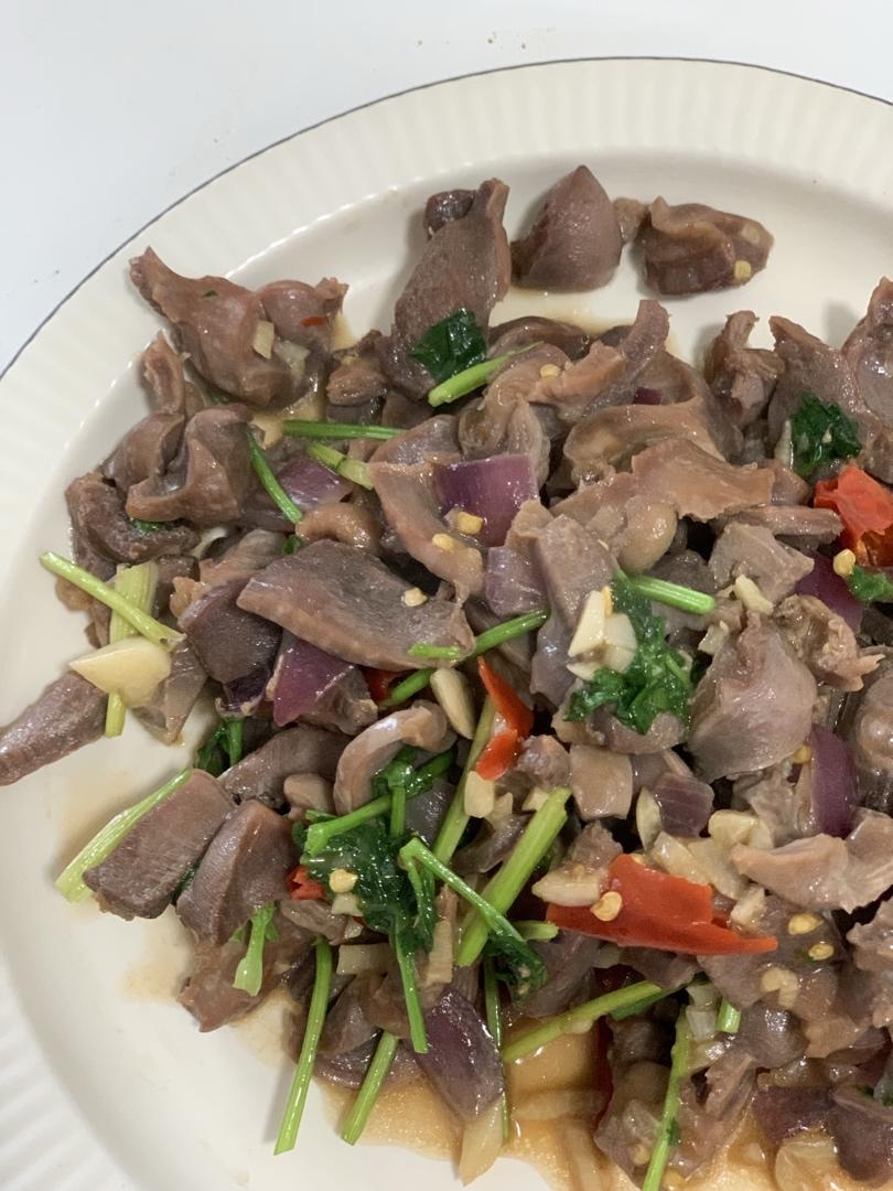 小米椒爆鸡胗