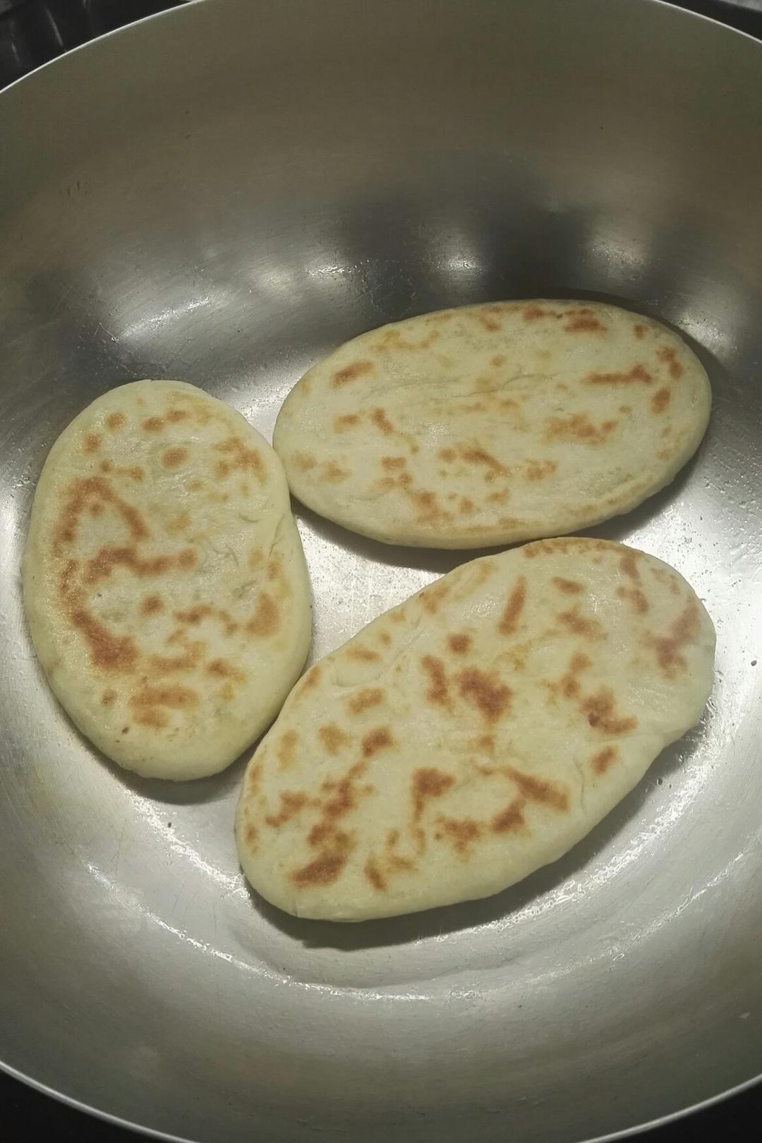 发面牛舌饼