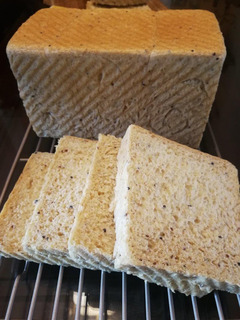 100%纯全麦藜麦吐司 波兰种