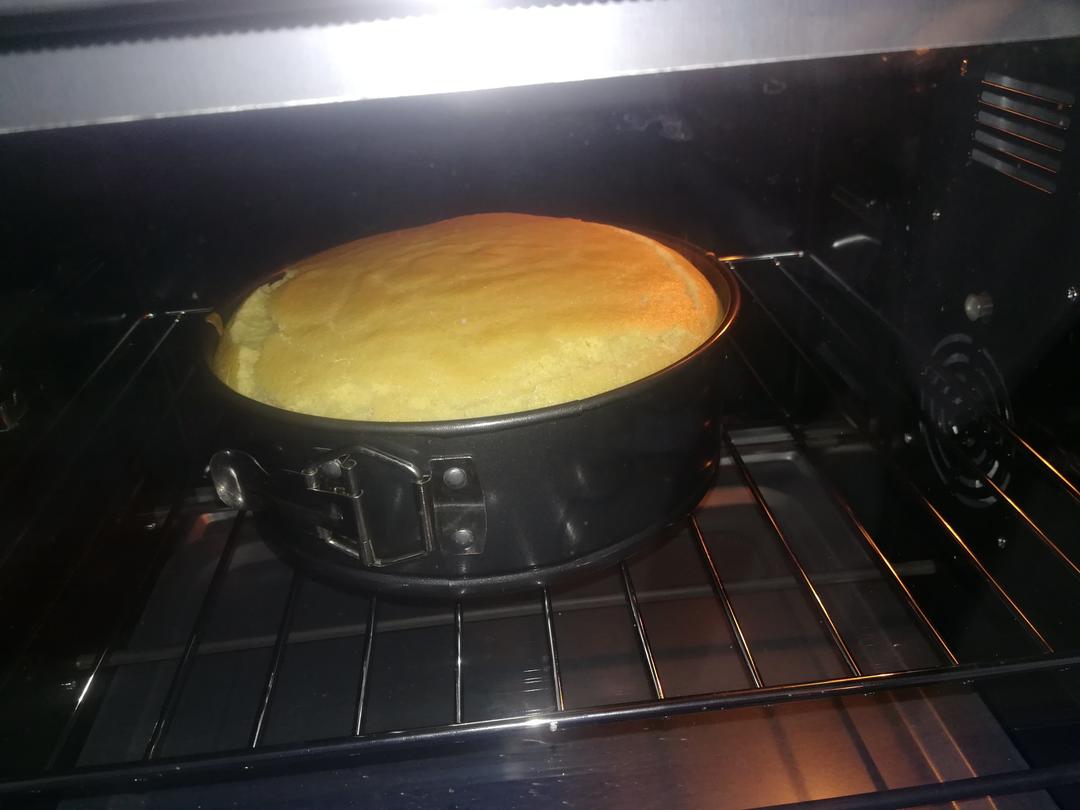 蛋糕的做法（8寸戚风蛋糕）