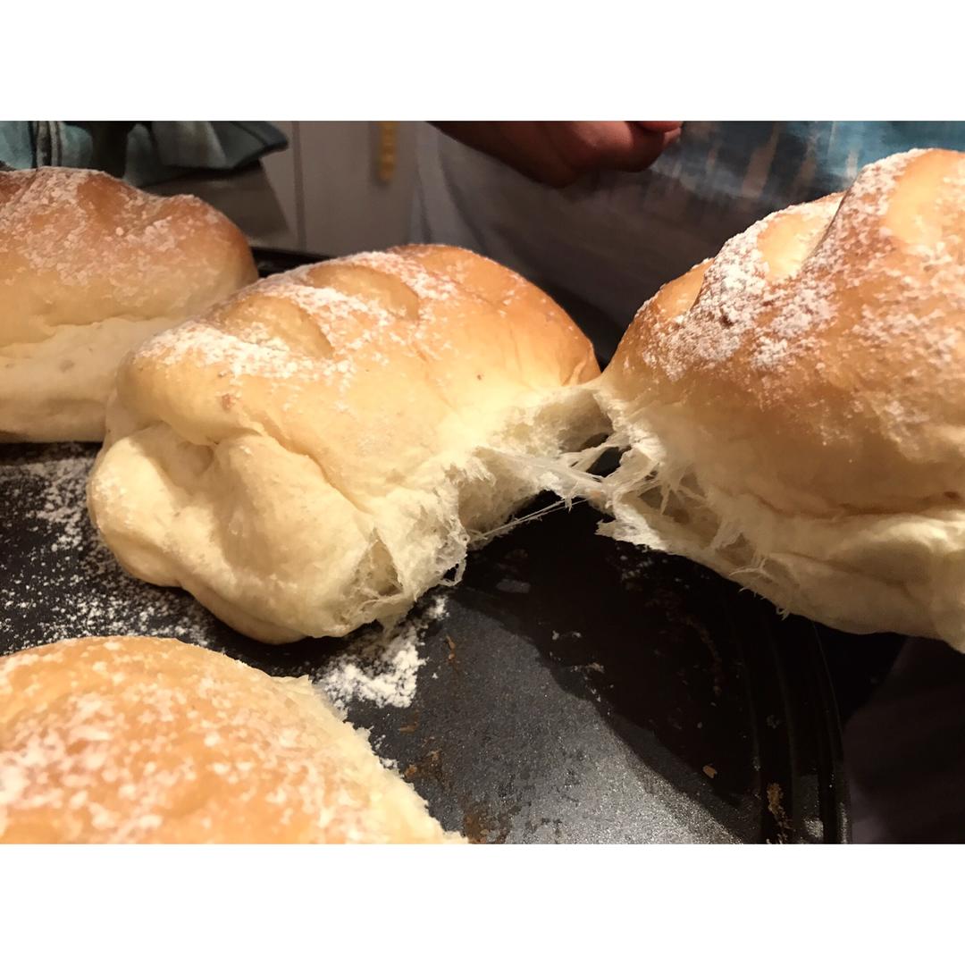 软到不知所措的牛奶卷